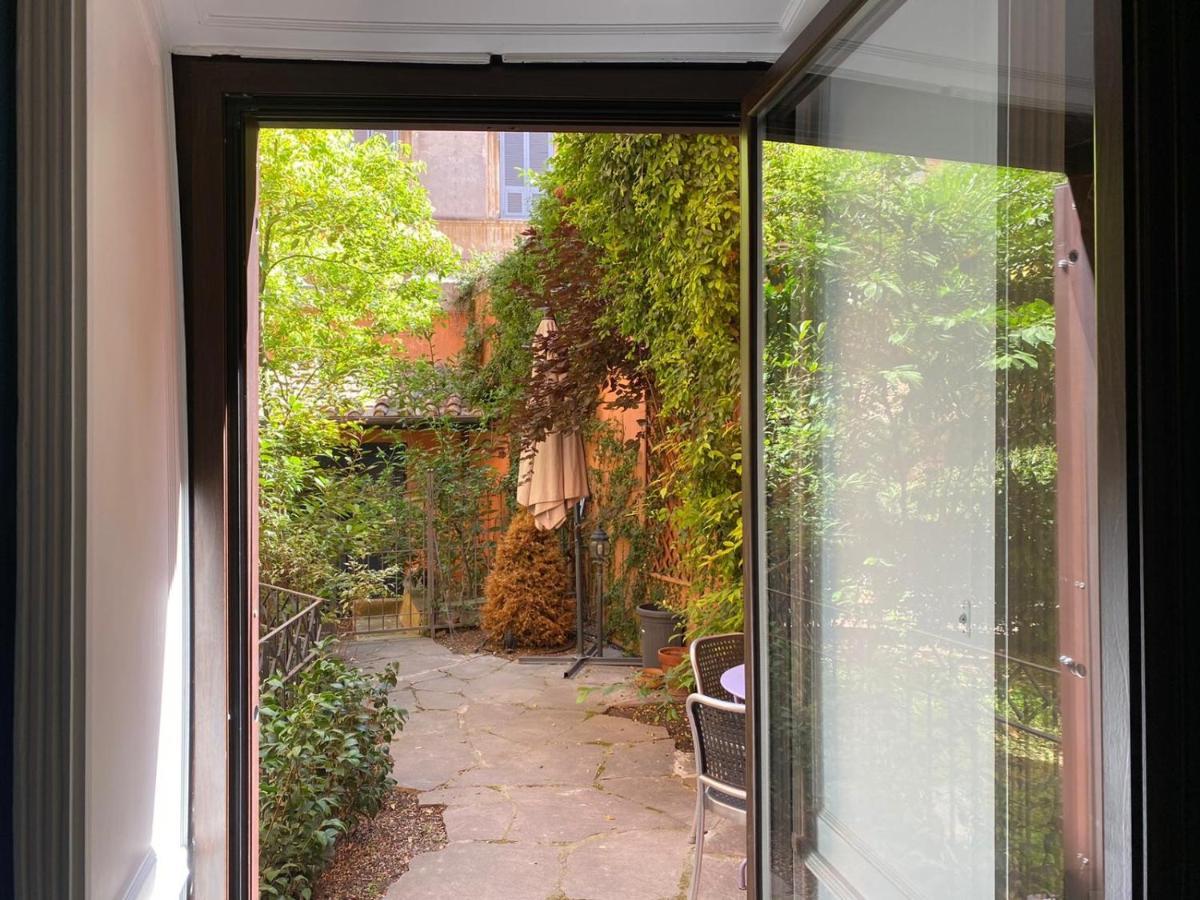 Rione Monti Studio Apt With Private Garden Rome Exterior photo